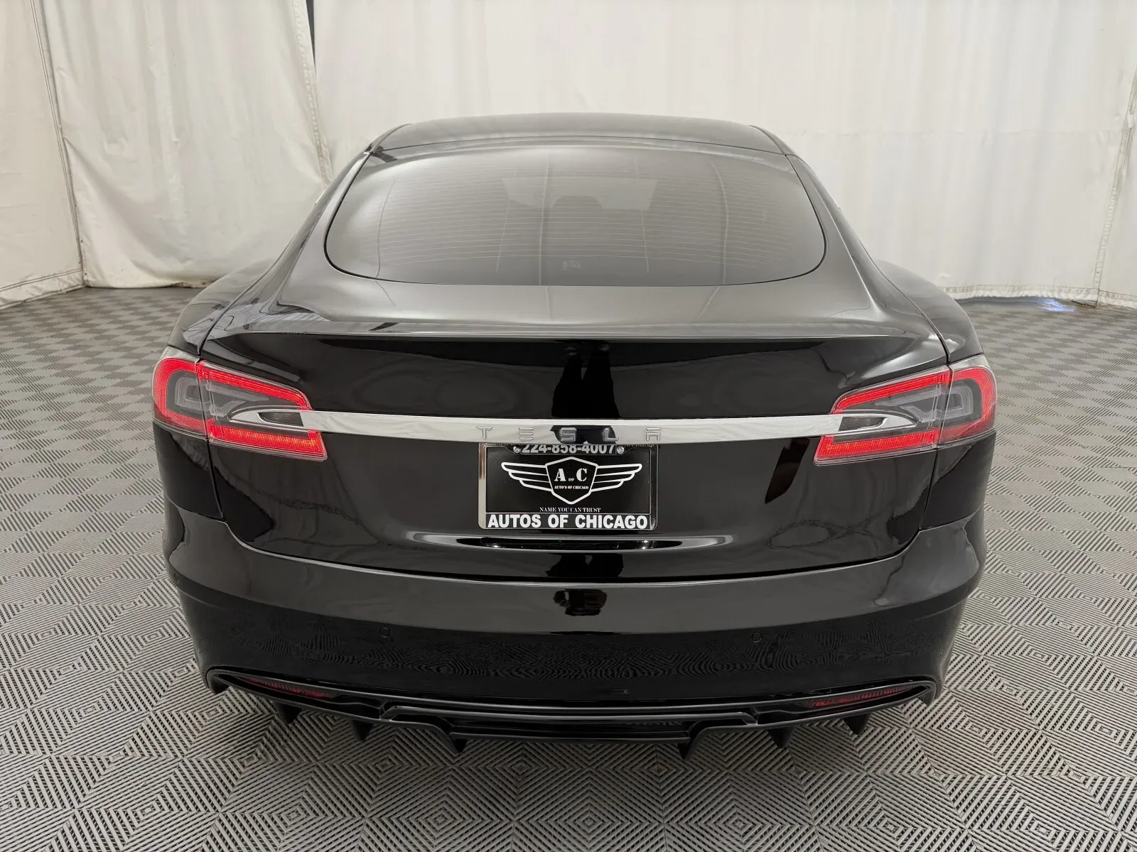 Tesla Model S photo 6