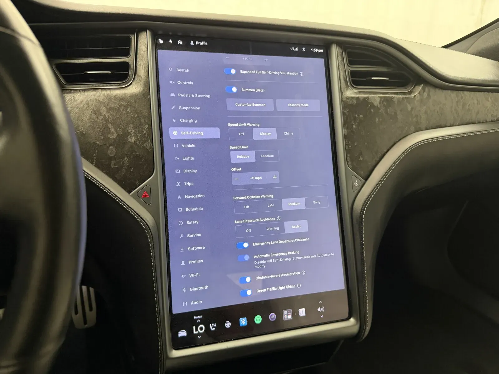 Tesla Model S photo 19