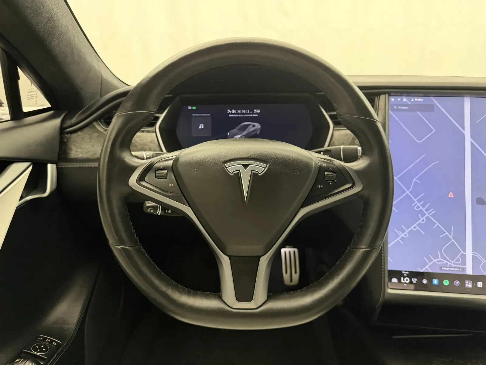 Tesla Model S photo 12