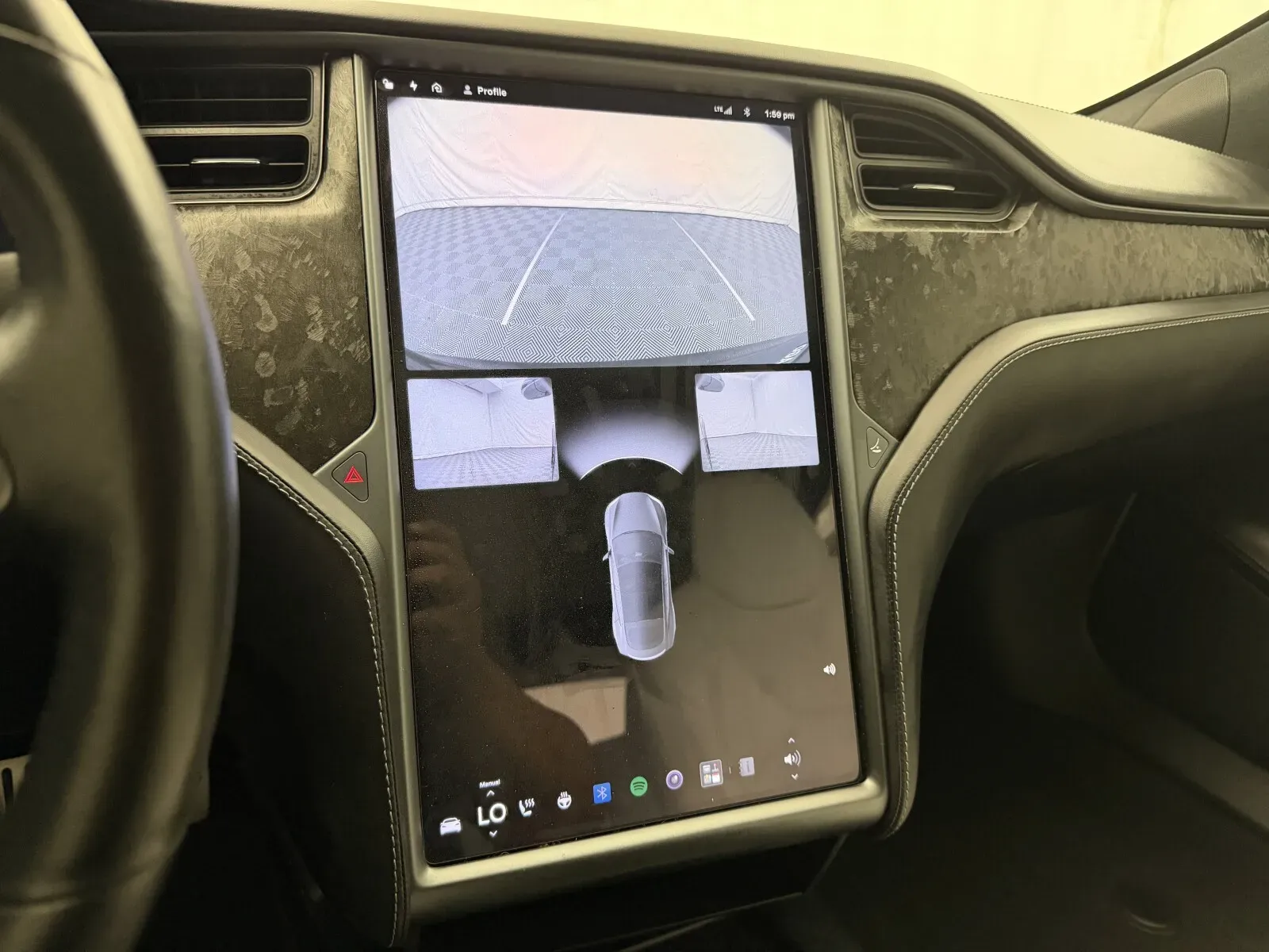 Tesla Model S photo 16