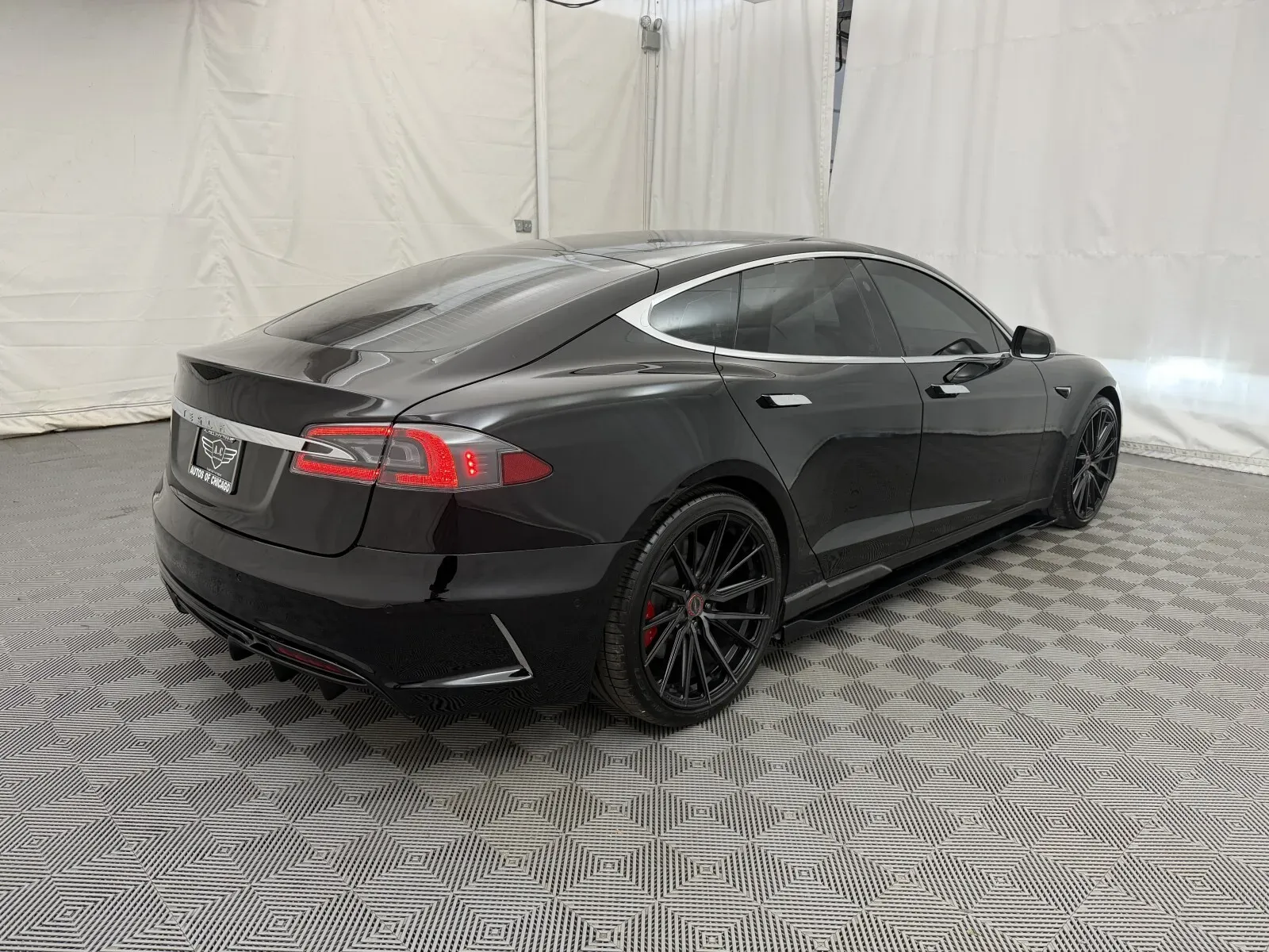 Tesla Model S photo 5
