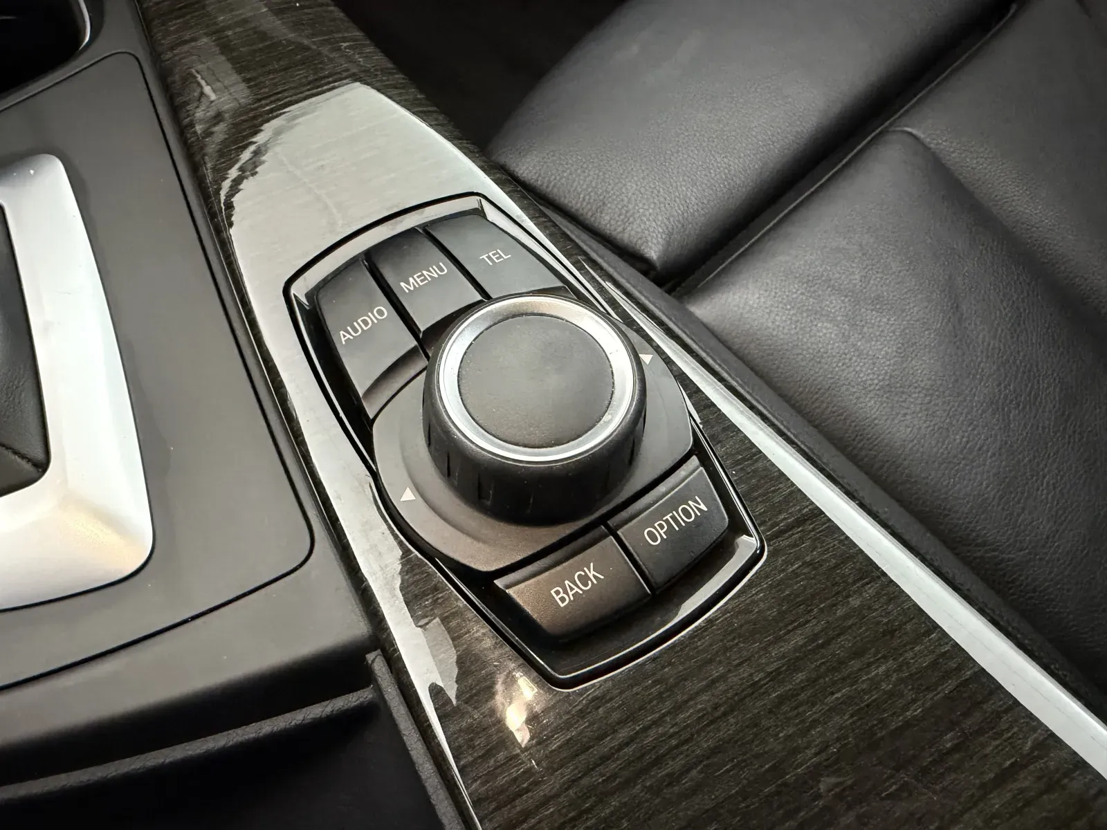 BMW 3 Series photo 19