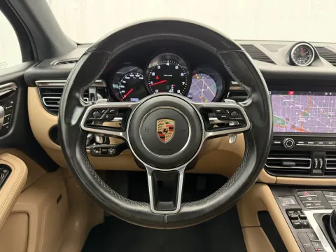 More photos of 2019 Porsche Macan at Autos of Chicago, IL
