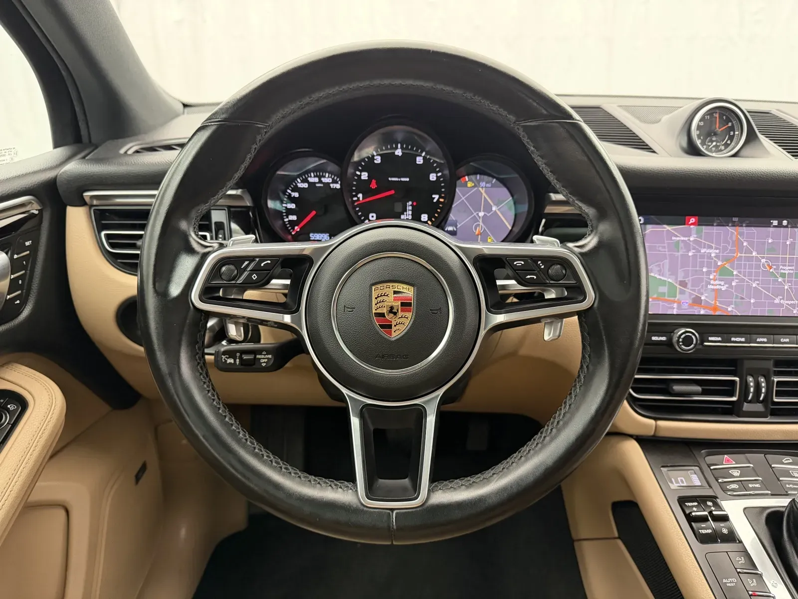 Porsche Macan photo 4