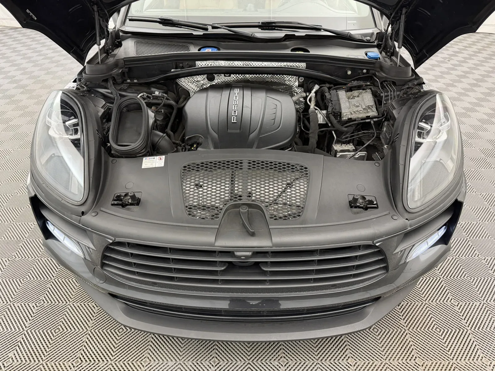 Porsche Macan photo 12