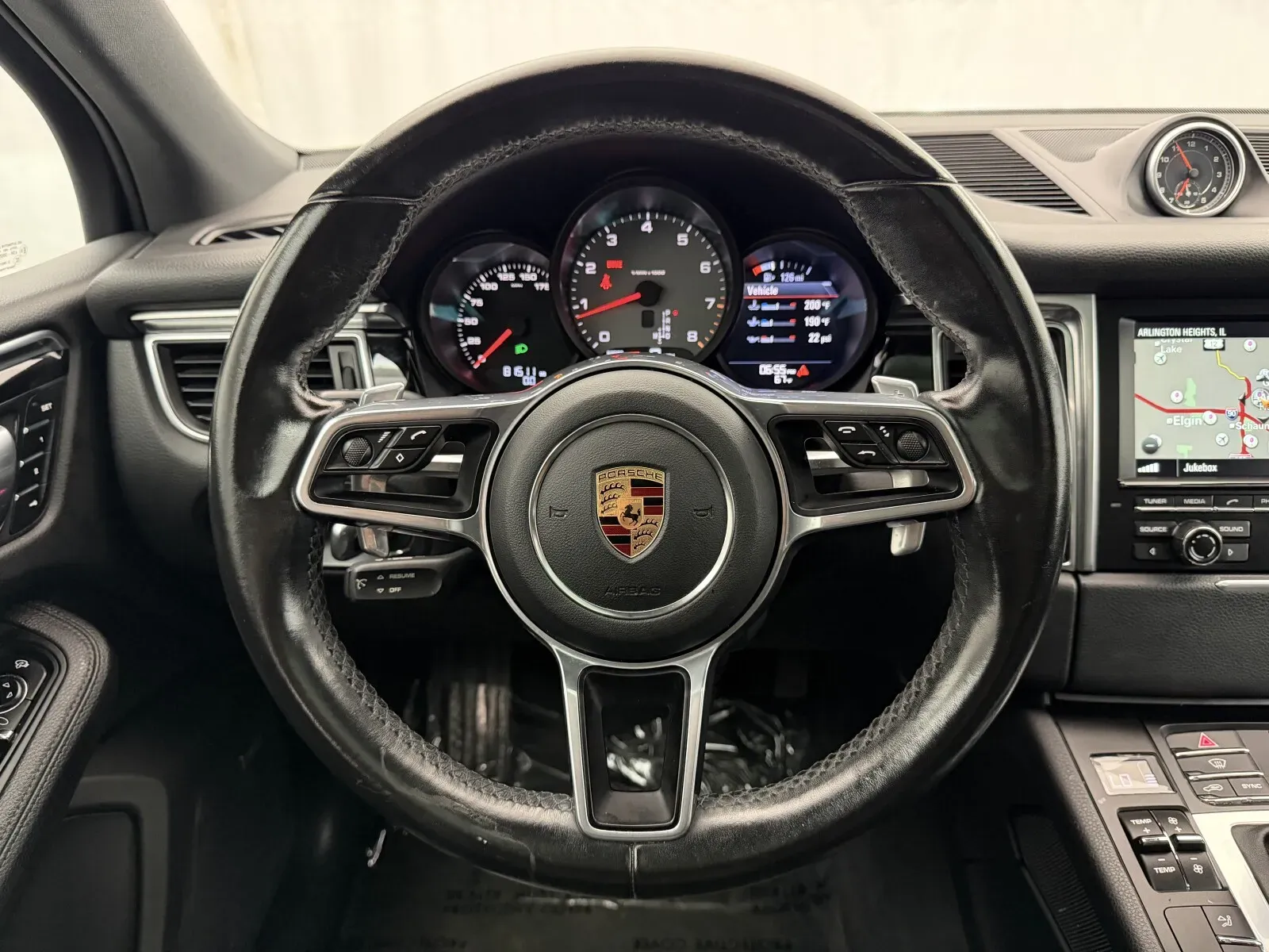 Porsche Macan photo 6