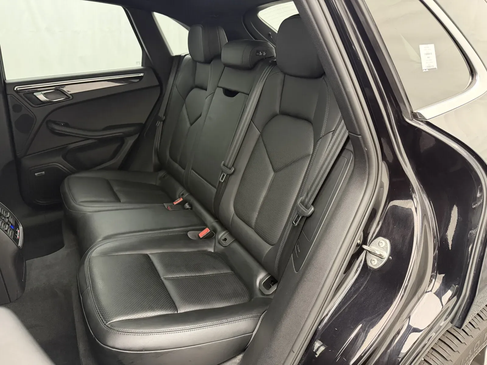 Porsche Macan photo 20