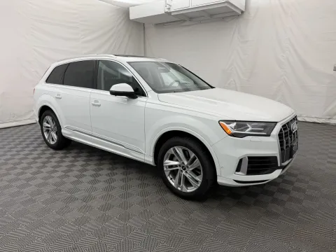 More photos of 2021 Audi Q7 Premium at Autos of Chicago, IL