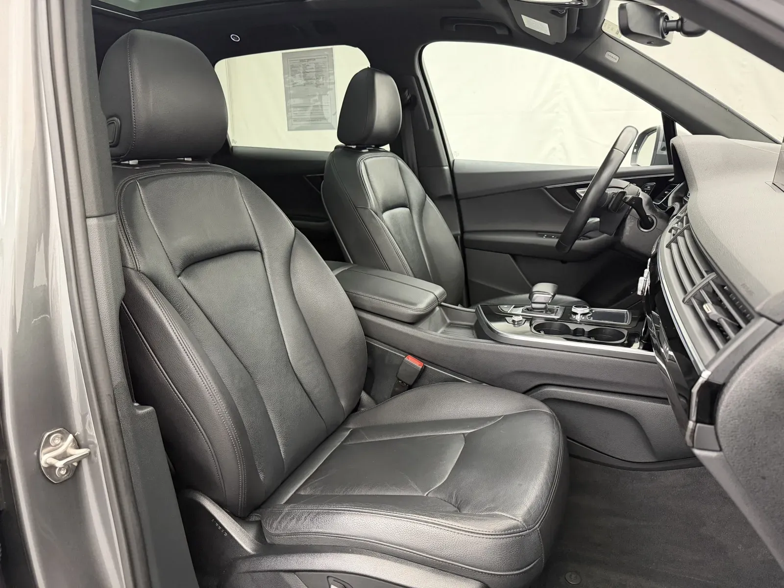 Audi Q7 photo 43