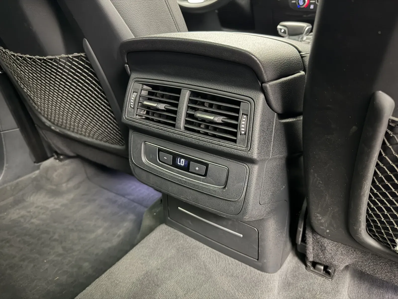 Audi Q7 photo 38