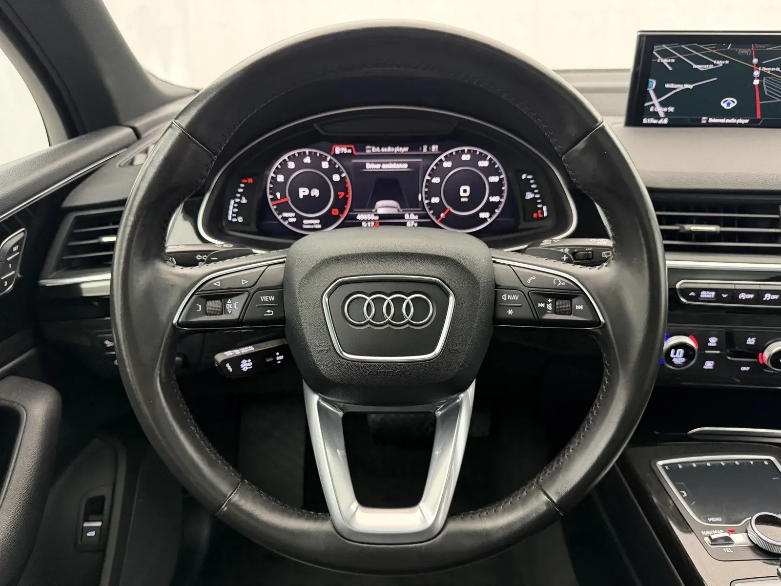 Audi Q7 photo 6