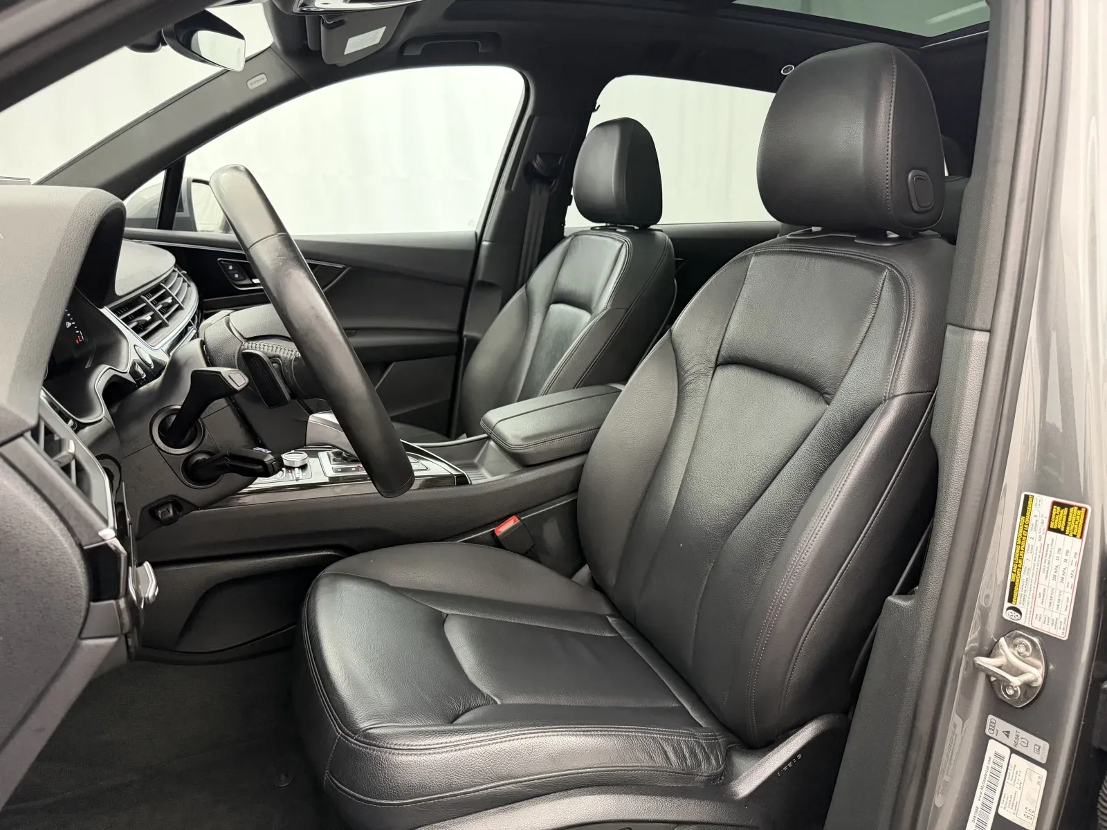 Audi Q7 photo 3
