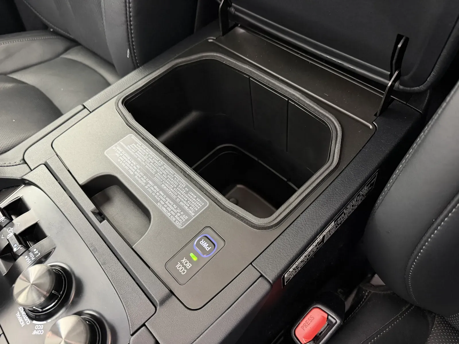 Lexus LX photo 26