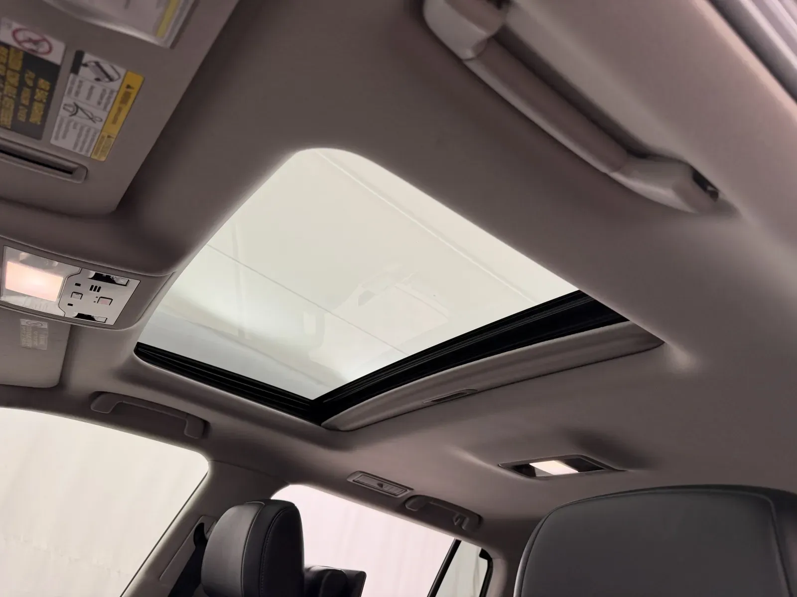 Lexus LX photo 4