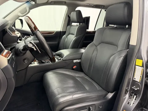 Another view of 2016 Lexus LX 570 for sale in Arlington Heights, IL at Autos of Chicago