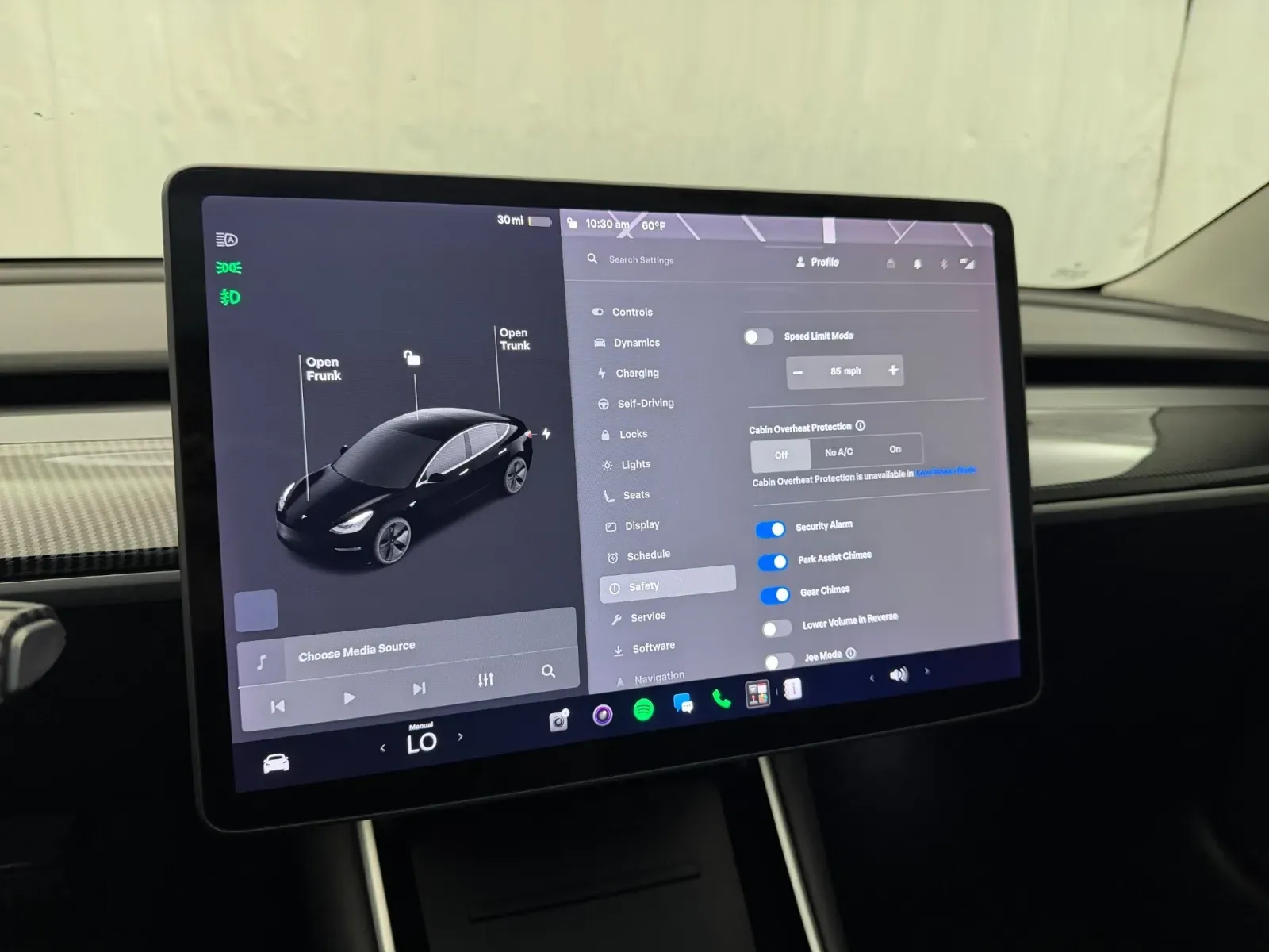 Tesla Model 3 photo 15