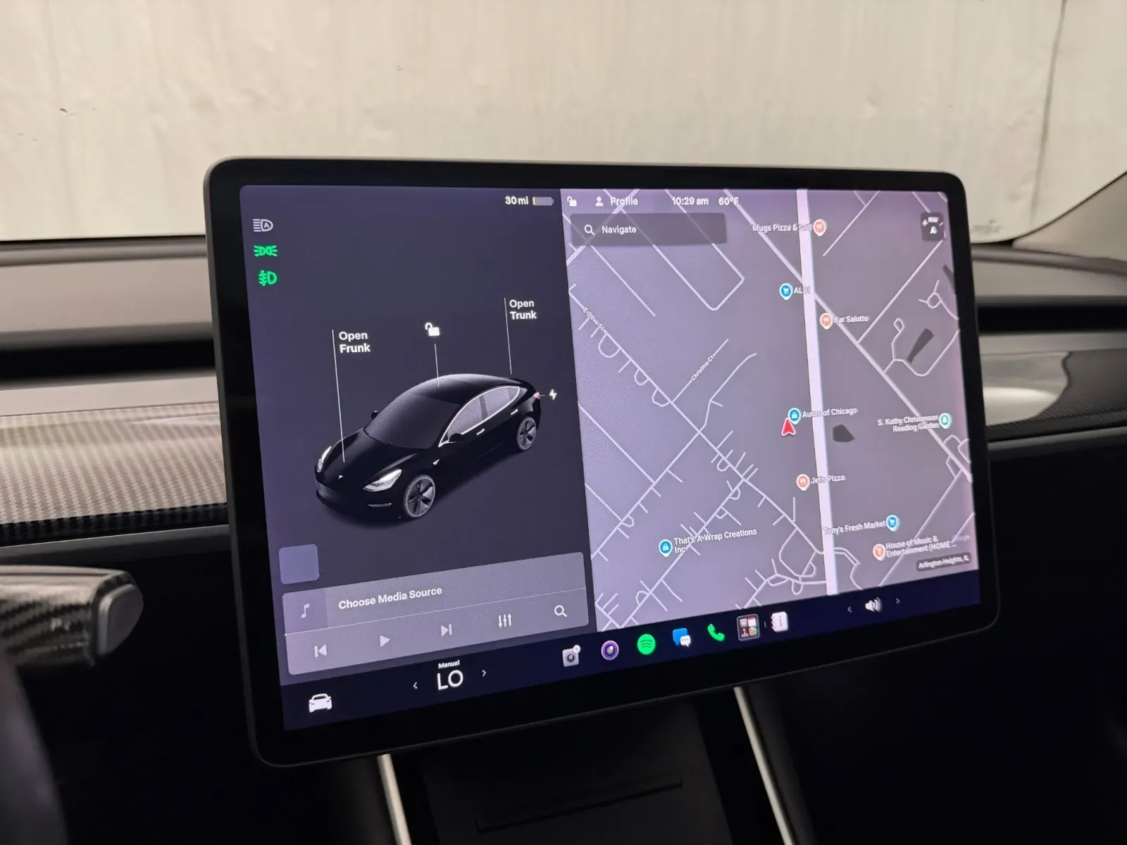 Tesla Model 3 photo 23