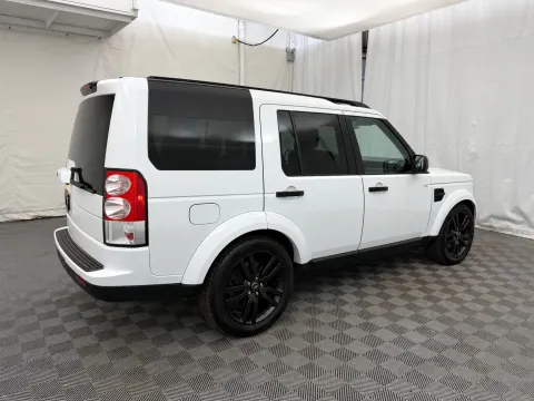 More photos of 2013 Land Rover LR4 LUX at Autos of Chicago, IL