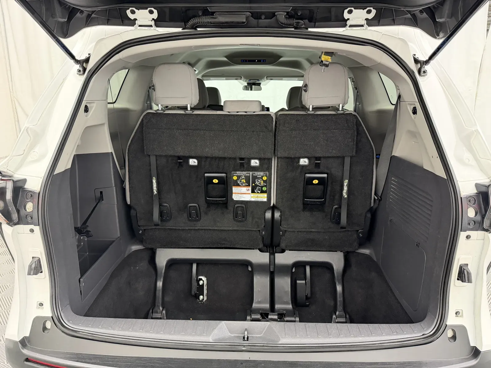 Toyota Sienna photo 31