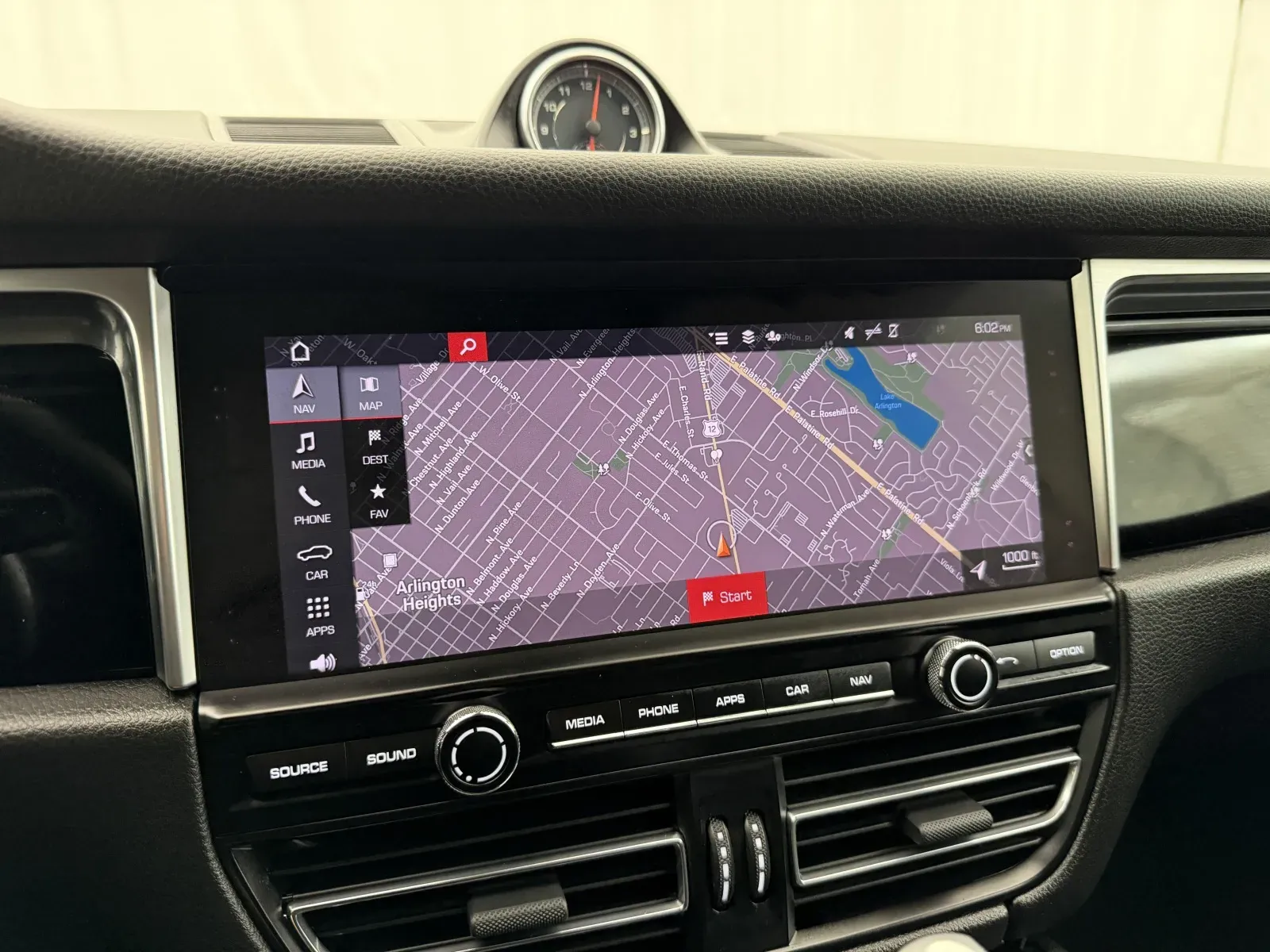 Porsche Macan photo 22