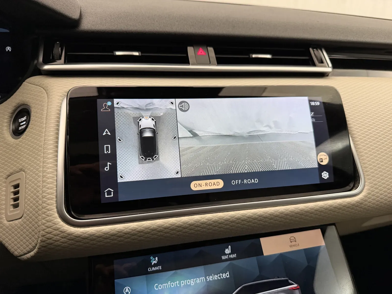 Land Rover Range Rover Velar photo 28