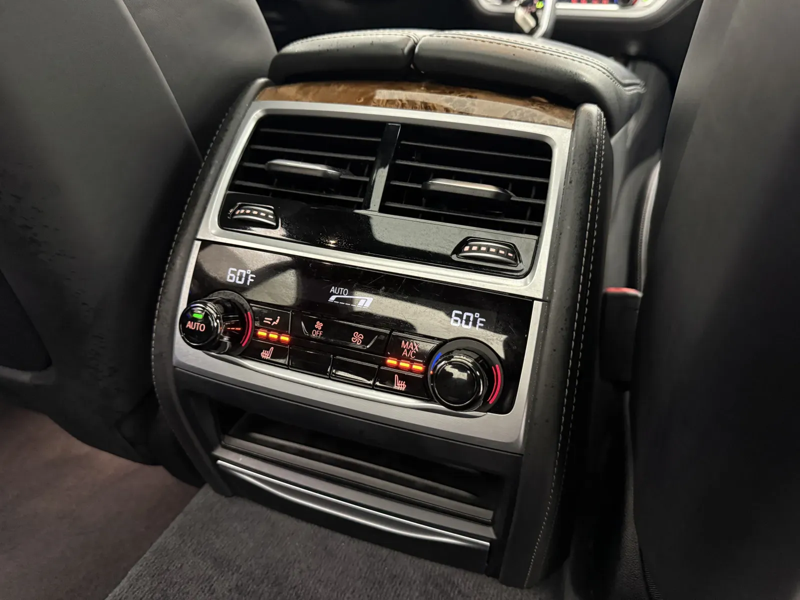BMW 7 Series photo 45