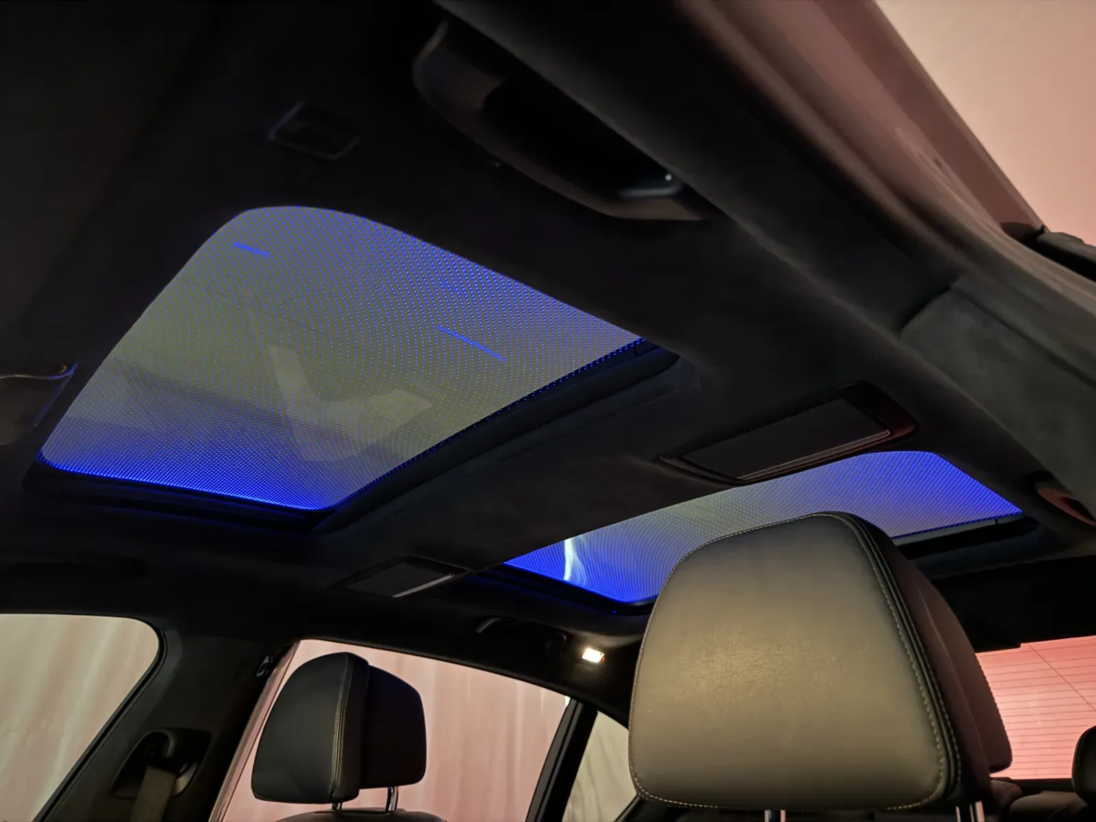 BMW 7 Series photo 12