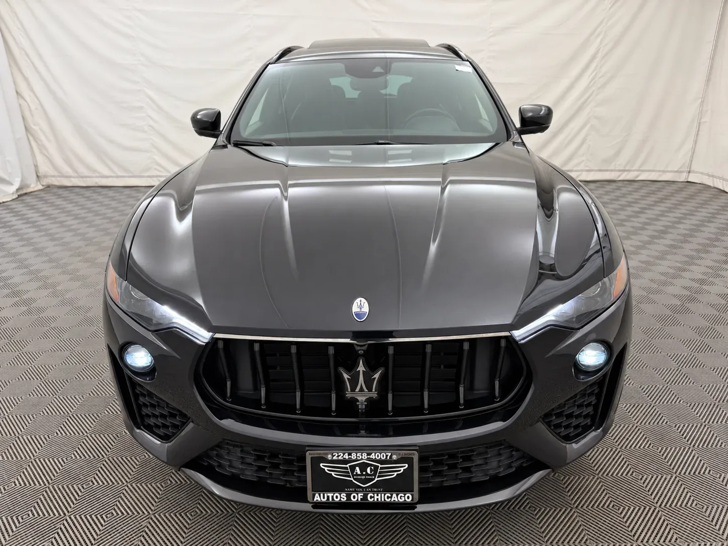 Maserati Levante photo 3