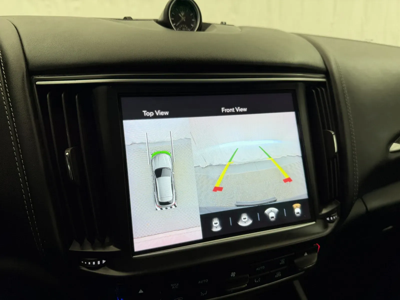 Maserati Levante photo 25