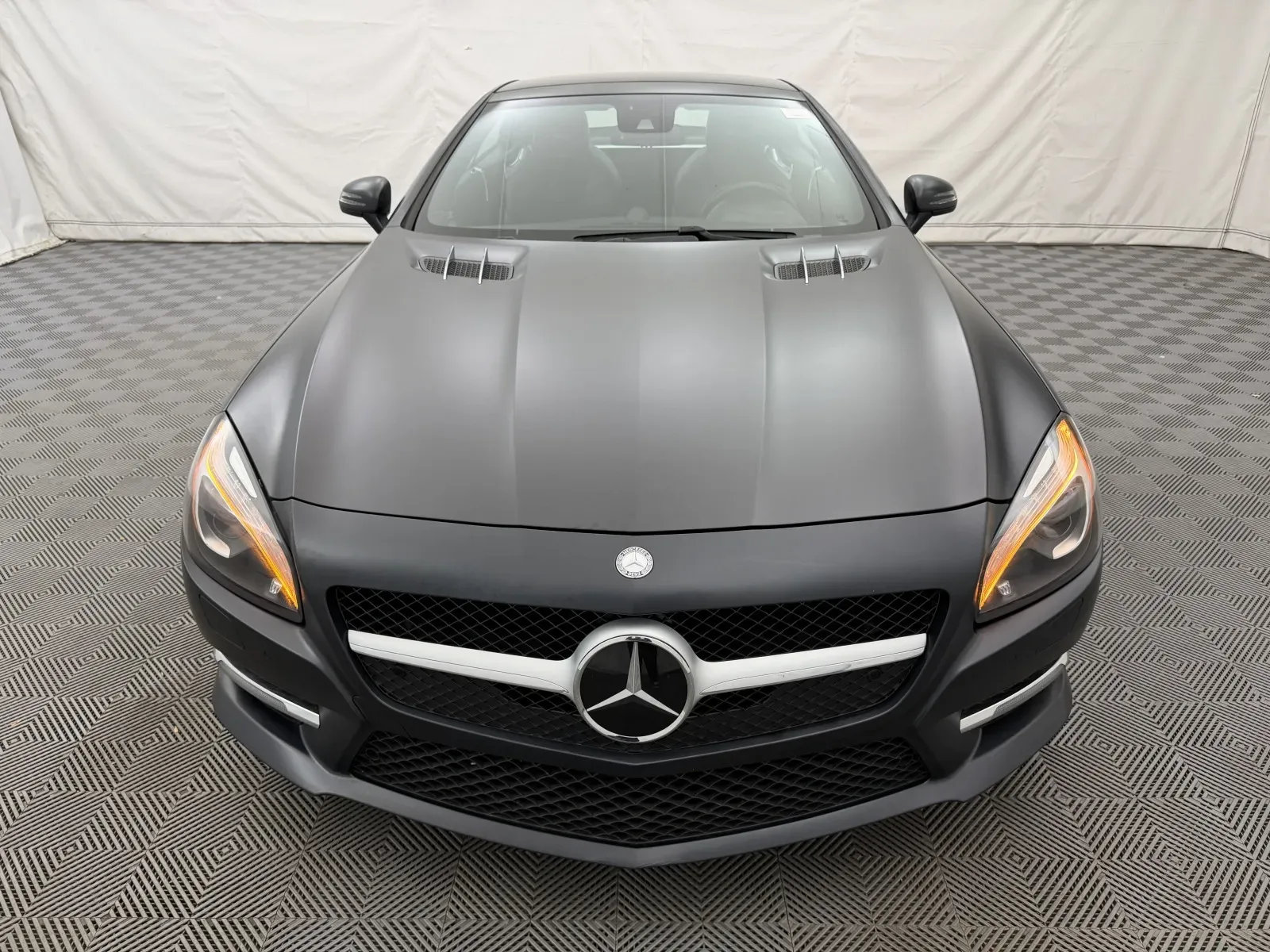 Mercedes-Benz SL photo 14