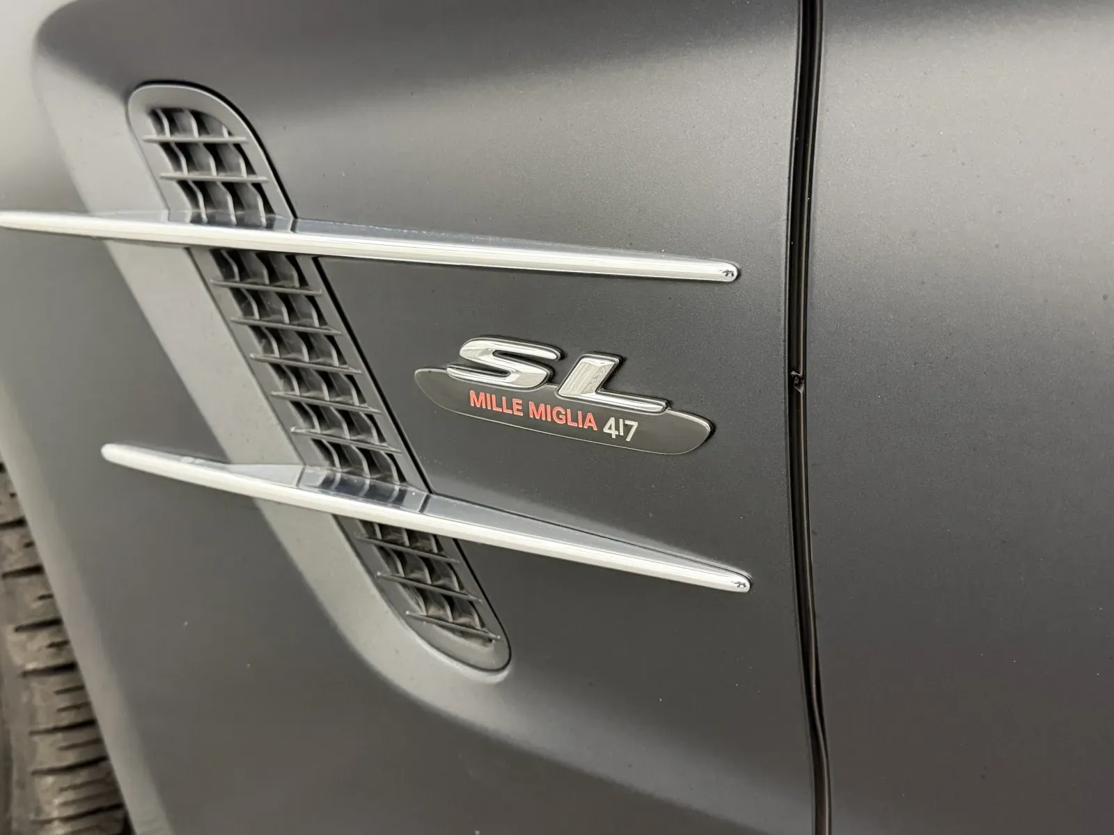 Mercedes-Benz SL photo 9