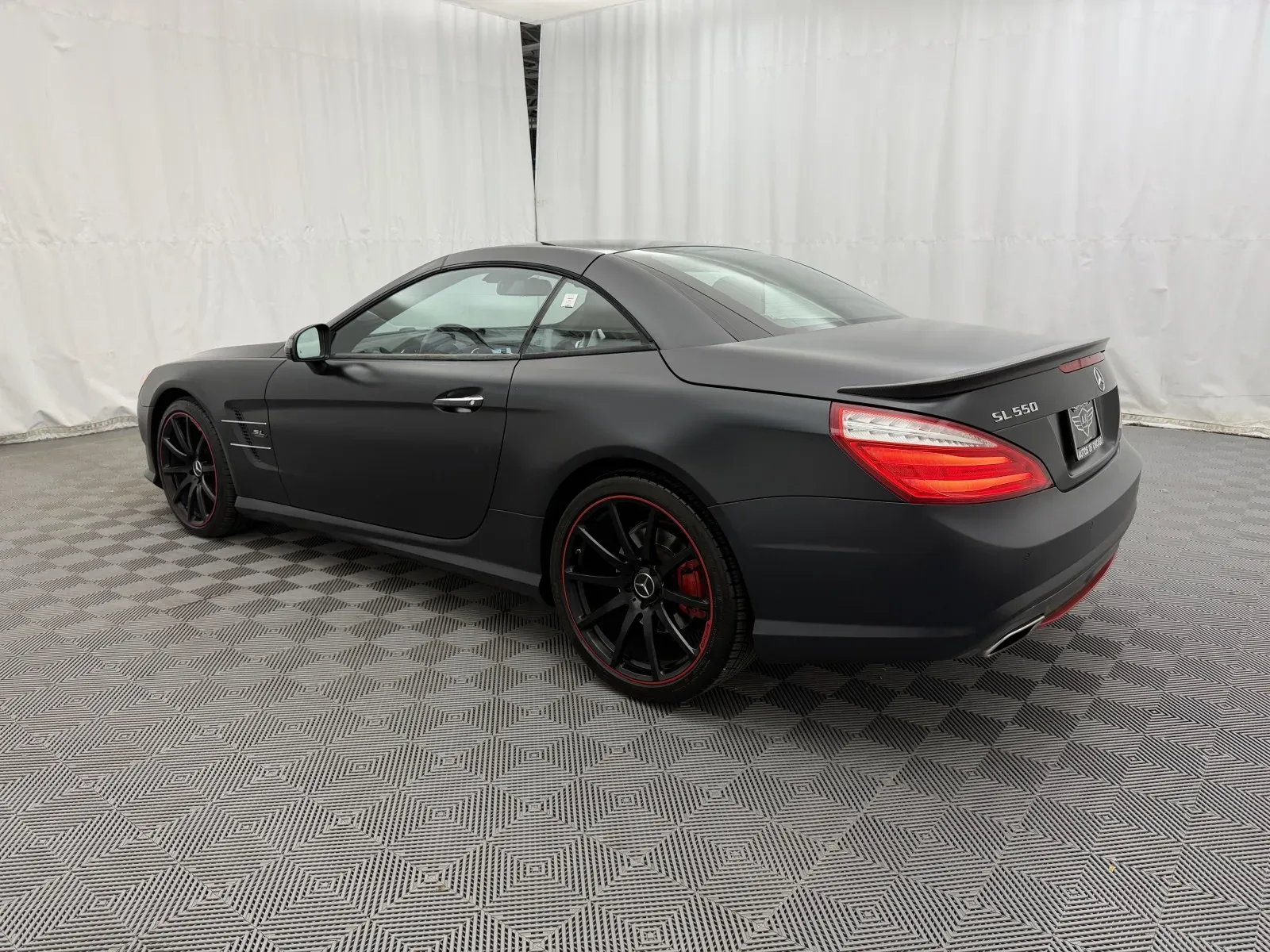 Mercedes-Benz SL photo 18