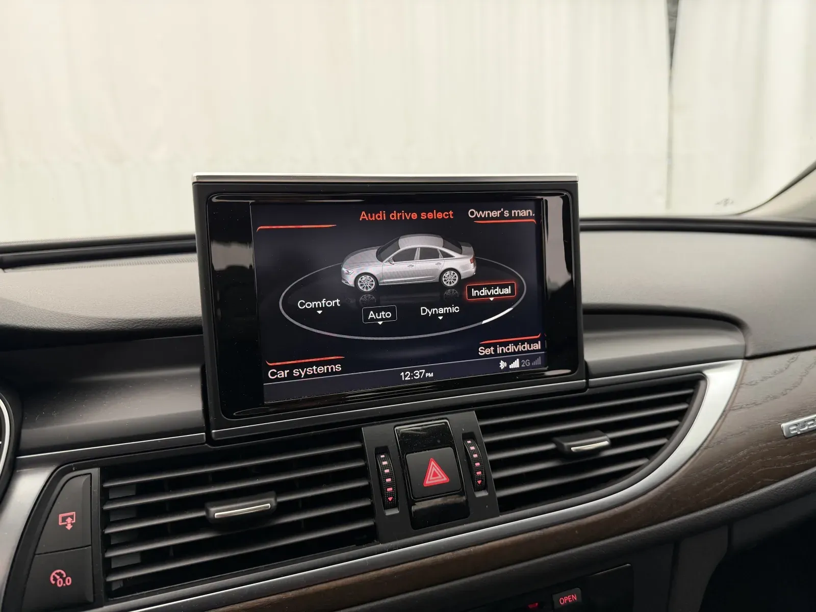 Audi A6 photo 20