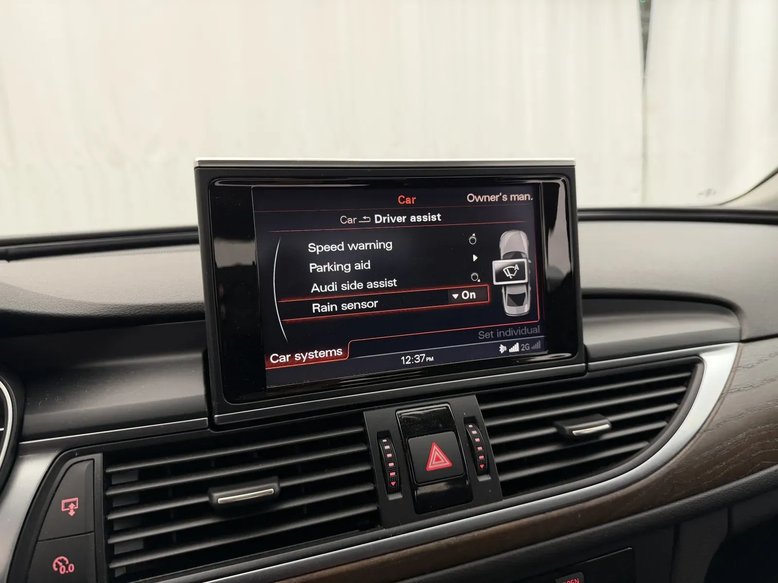 Audi A6 photo 24