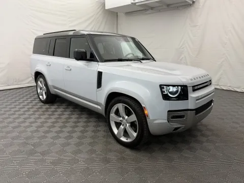 More photos of 2023 Land Rover Defender SE at Autos of Chicago, IL