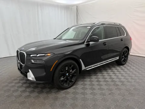 Photos of 2026 BMW X7 xDrive40i for sale in Arlington Heights, IL at Autos of Chicago