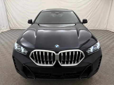 Another view of 2026 BMW X6 xDrive40i for sale in Arlington Heights, IL at Autos of Chicago