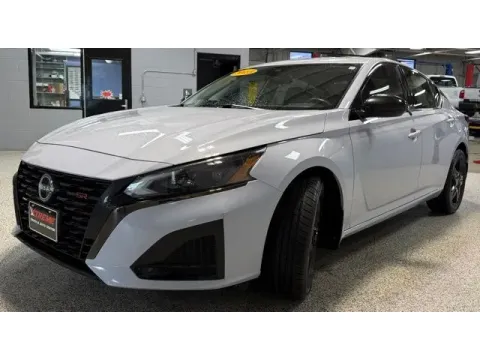 Another view of 2023 Nissan Altima 2.5 SR for sale in Coopersville, MI at Xtreme Truck & Auto Center