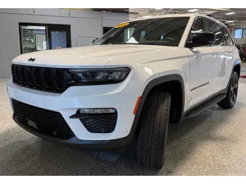 Another view of 2024 Jeep Grand Cherokee Limited for sale in Coopersville, MI at Xtreme Truck & Auto Center