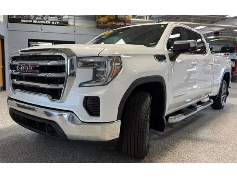 Another view of 2019 GMC Sierra 1500 SLE for sale in Coopersville, MI at Xtreme Truck & Auto Center