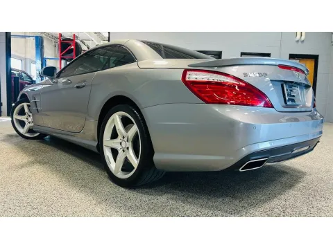 More photos of 2013 Mercedes-Benz SL-Class SL 550 at Xtreme Truck & Auto Center, MI