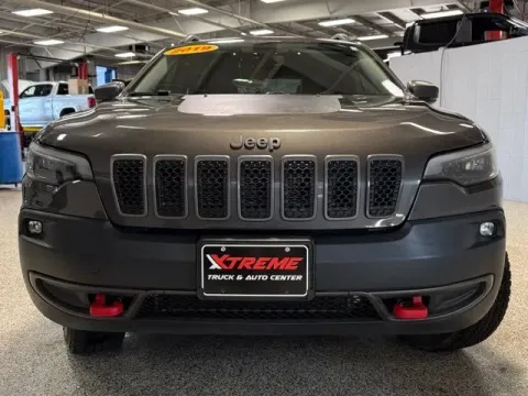 Photos of 2019 Jeep Cherokee Trailhawk for sale in Coopersville, MI at Xtreme Truck & Auto Center