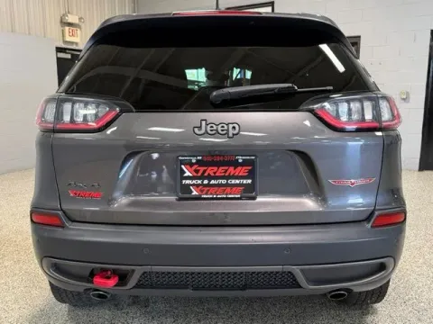 More photos of 2019 Jeep Cherokee Trailhawk at Xtreme Truck & Auto Center, MI