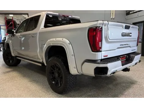 More photos of 2022 GMC Sierra 1500 Denali Ultimate at Xtreme Truck & Auto Center, MI