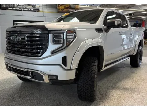 Another view of 2022 GMC Sierra 1500 Denali Ultimate for sale in Coopersville, MI at Xtreme Truck & Auto Center