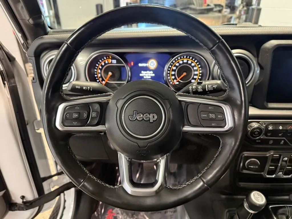 2022 Jeep Wrangler Unlimited Sahara - Photo 12