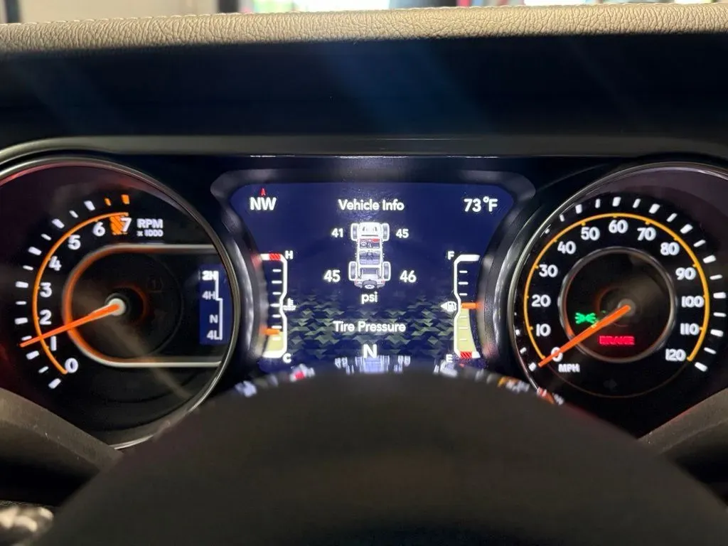 2022 Jeep Wrangler Unlimited Sahara - Photo 13