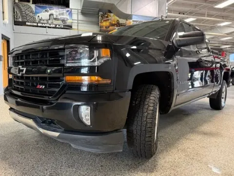 Another view of 2018 Chevrolet Silverado 1500 LT for sale in Coopersville, MI at Xtreme Truck & Auto Center