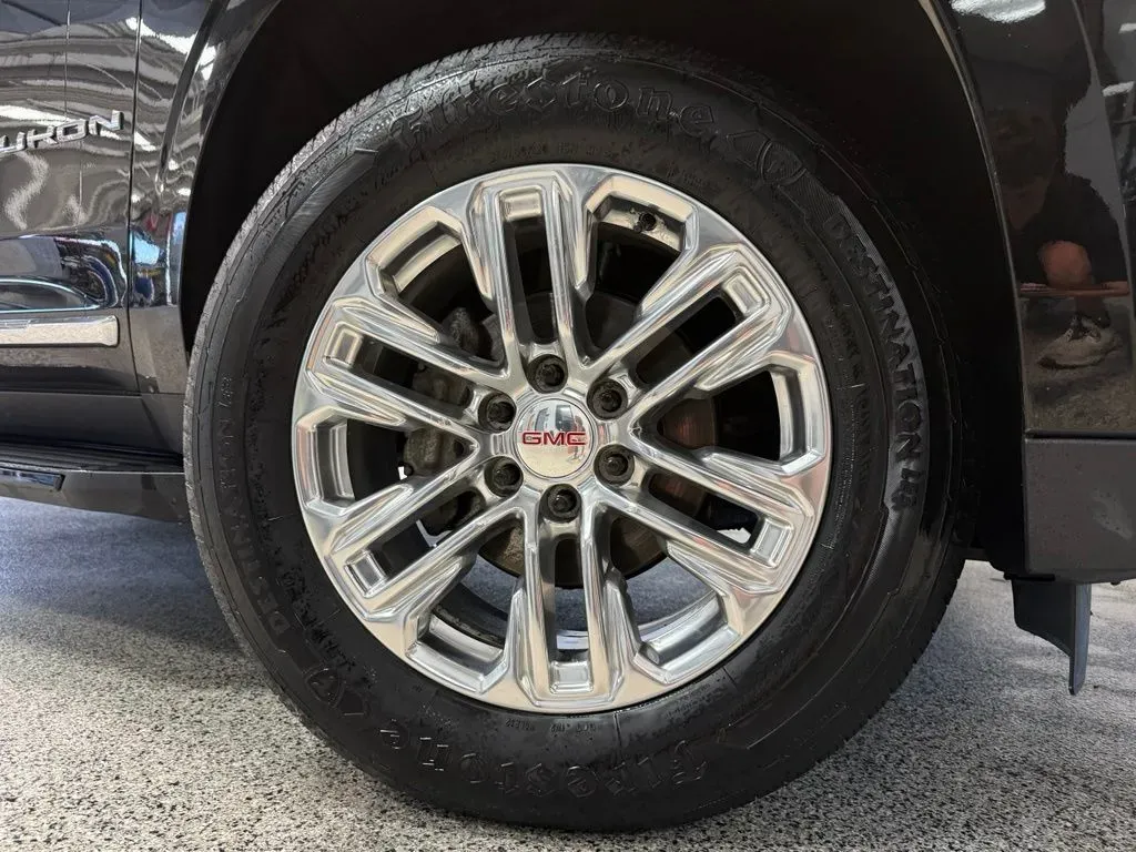 2021 GMC Yukon SLT - Photo 8