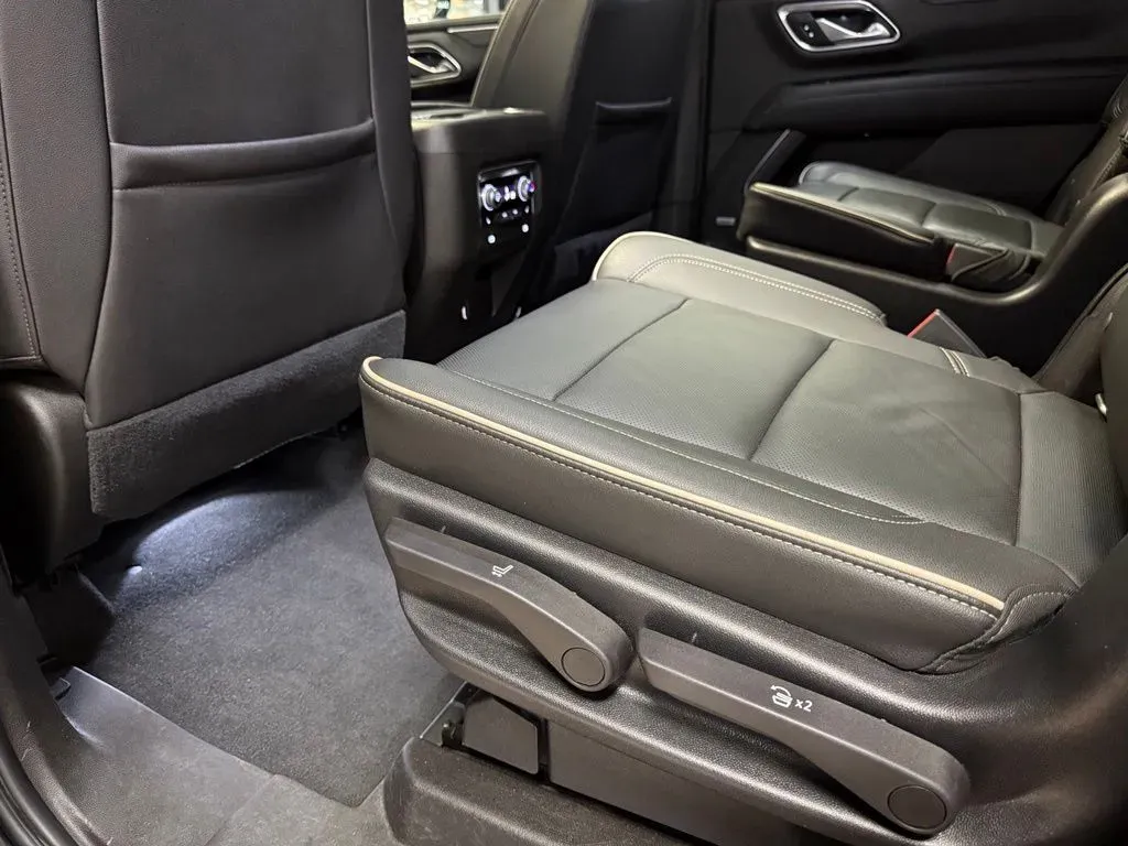 2021 GMC Yukon SLT - Photo 24